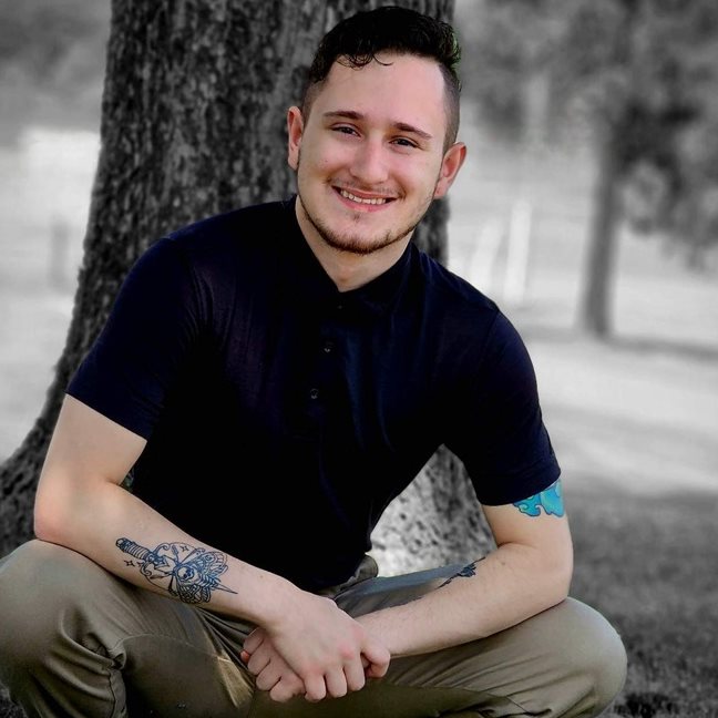 Dakota Cruz