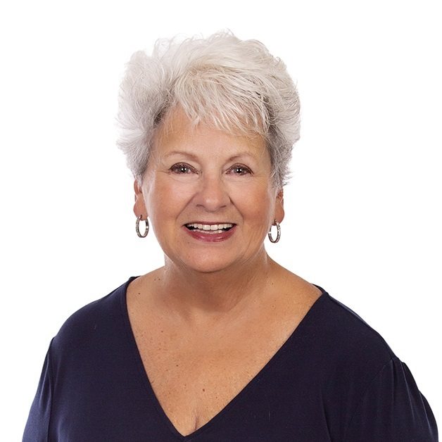 Deanna Holcombe