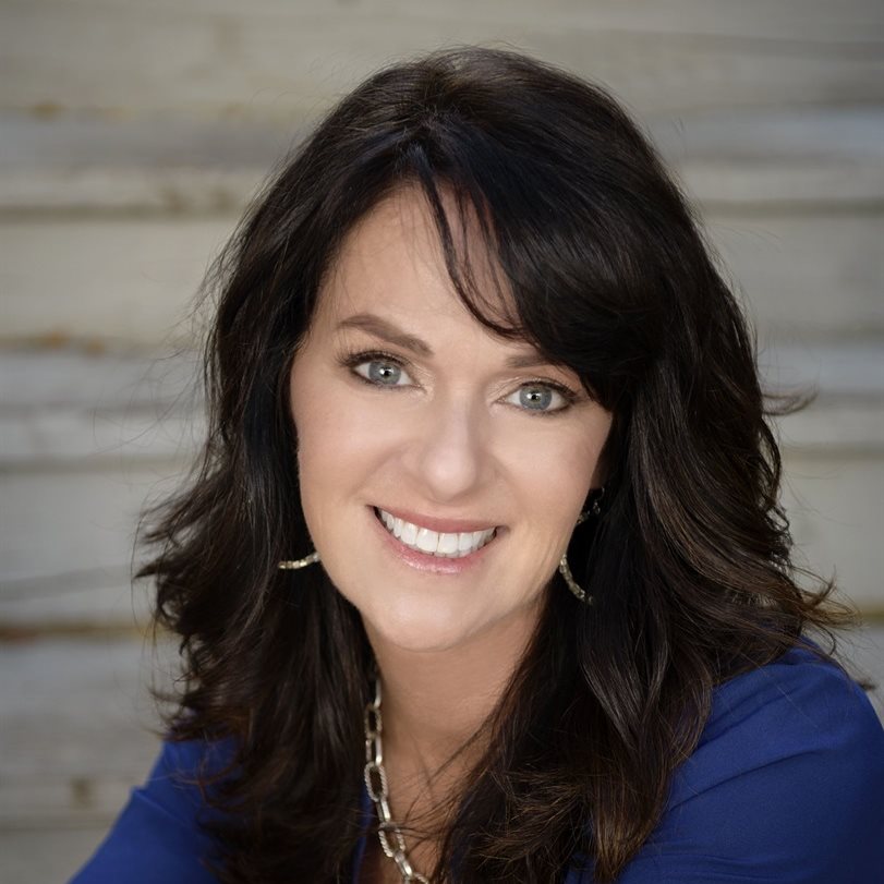 Traci S Wallace