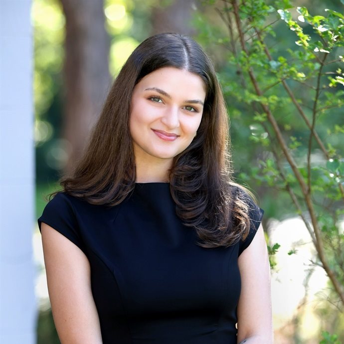 Nina Nizinski