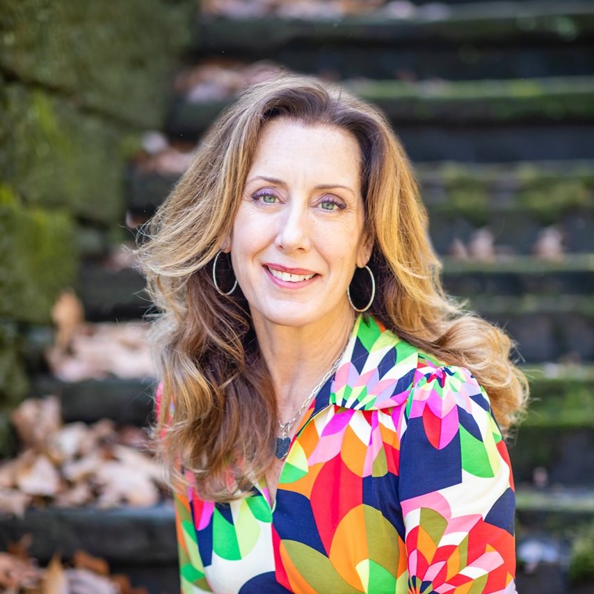 Elizabeth Bond