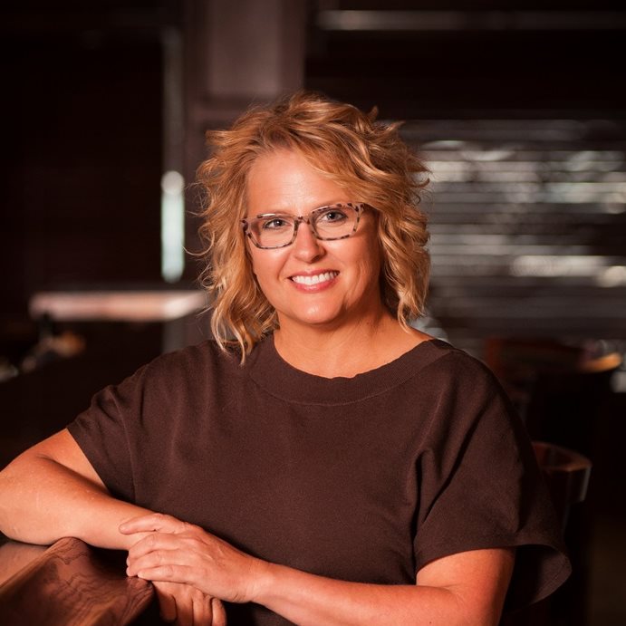 Karla Norris