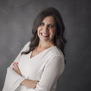 Lynn Roman