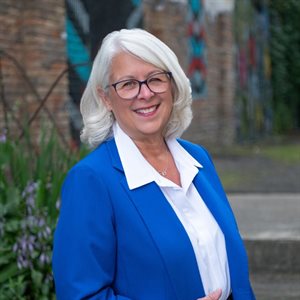 Teri Daniels